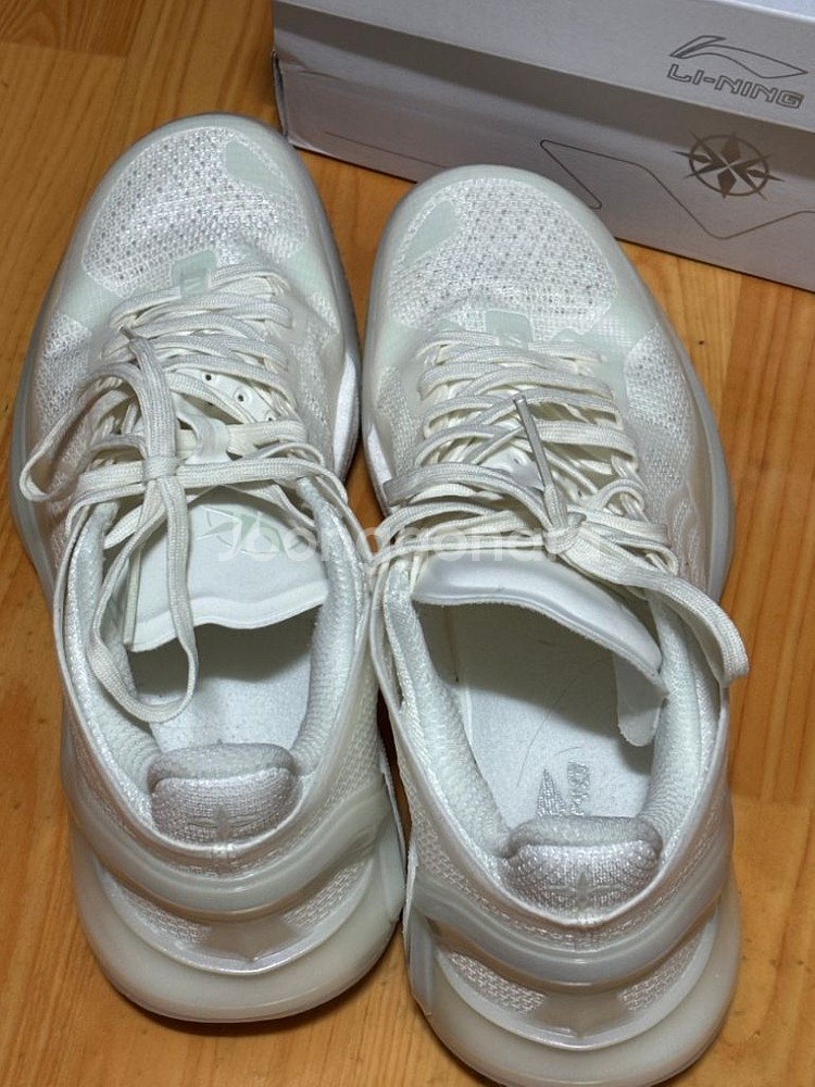 리닝 리렌4 v2 농구화 265--1