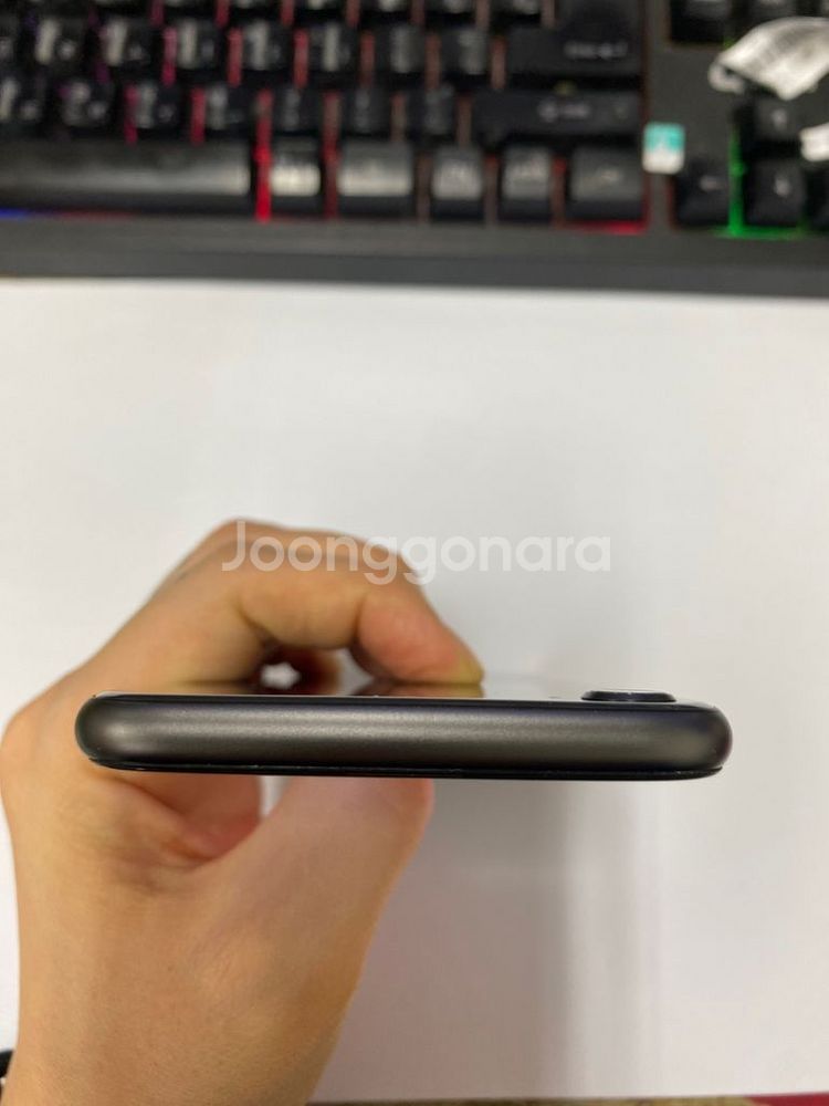 아이폰8 스그 특SSS급 64GB 무잔상 배터리100--5
