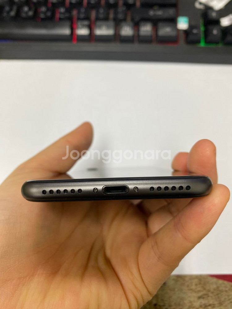 아이폰8 스그 특SSS급 64GB 무잔상 배터리100--6