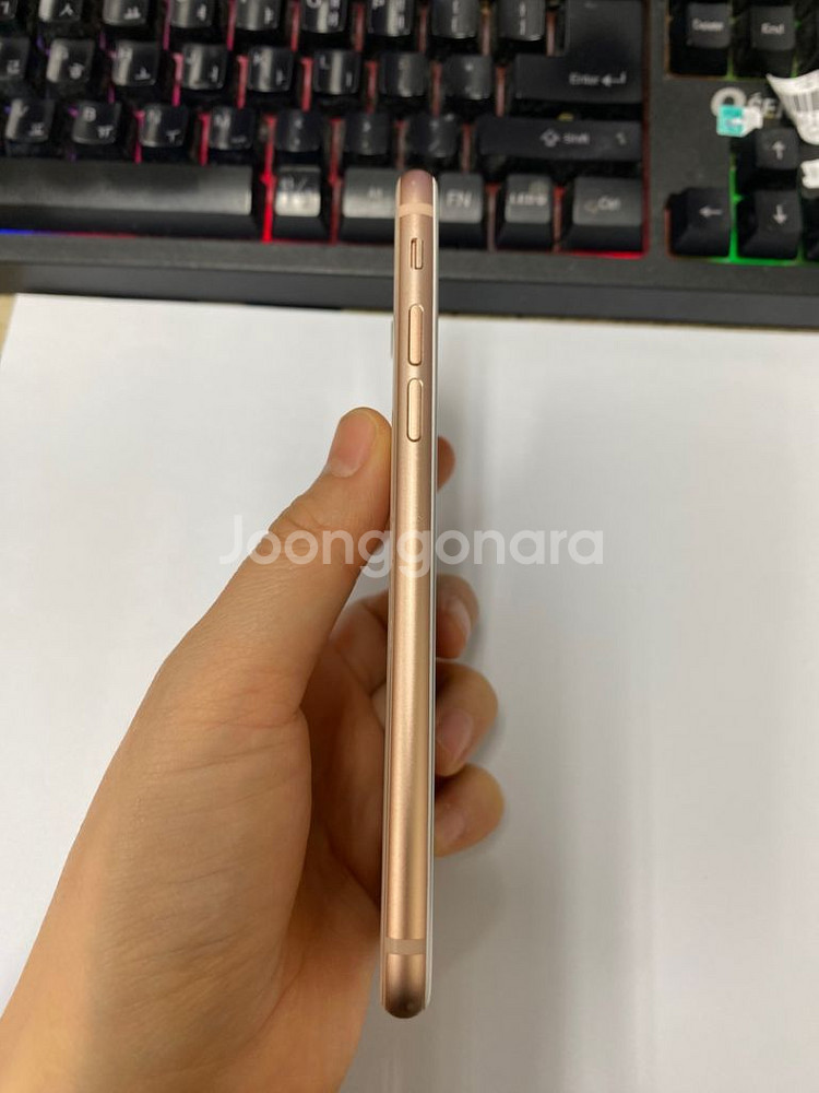 아이폰8 로즈골드 액정+뒷면 SS급 64G 배터리100--4