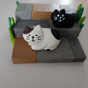 고양이 계단 장식품 냥이 메모꽂이 명함꽂이