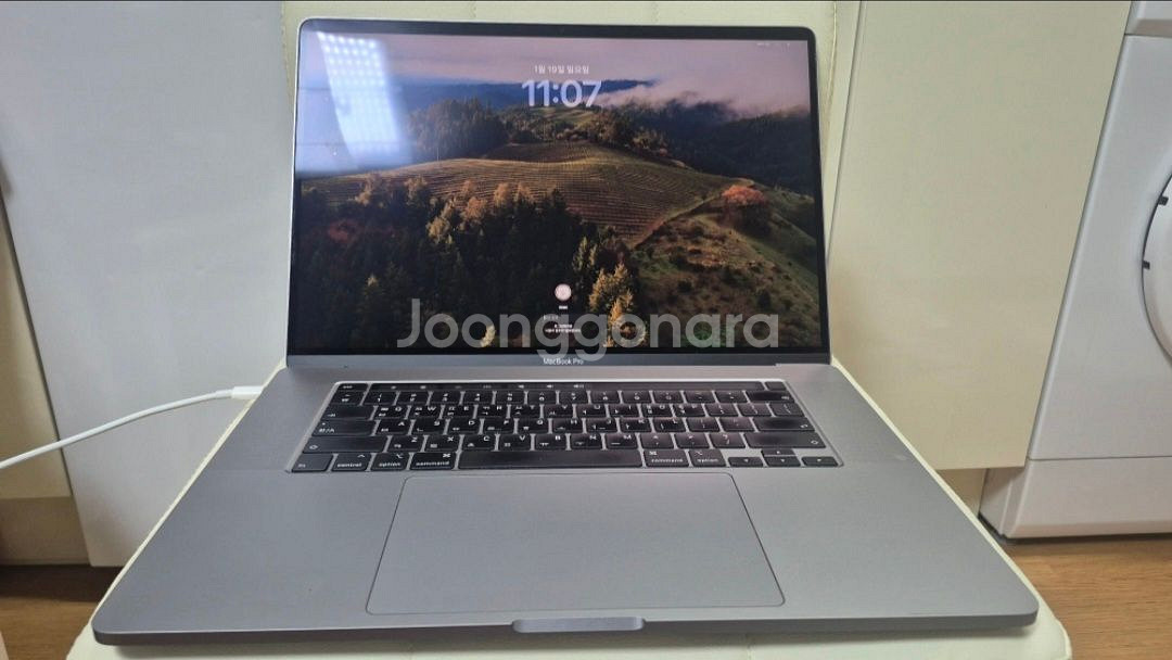맥북 프로 2019 16인치 인텔 i7 32GB--1
