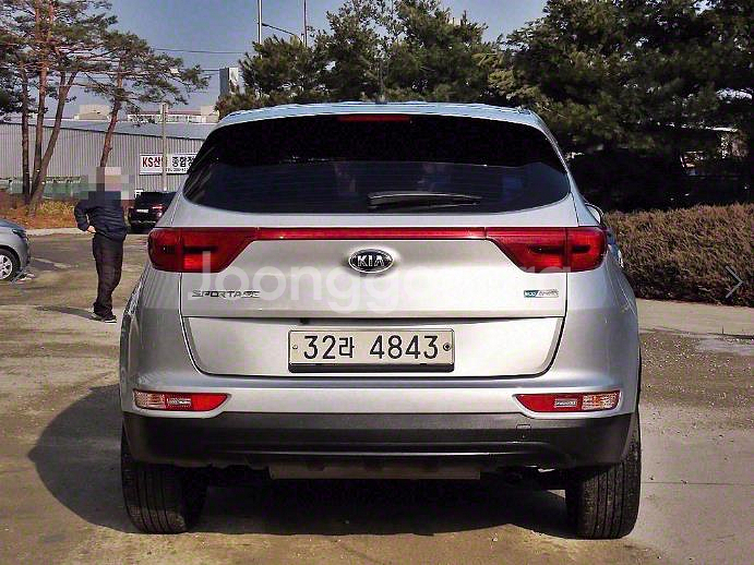@15년식 신형 스포티지 1.7 2WD 트렌디 전국최--3
