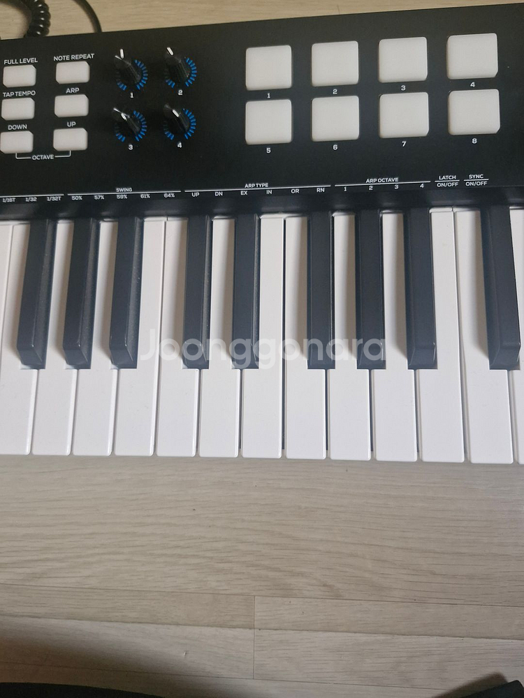 ALESIS V61 mk2 미디건반--3