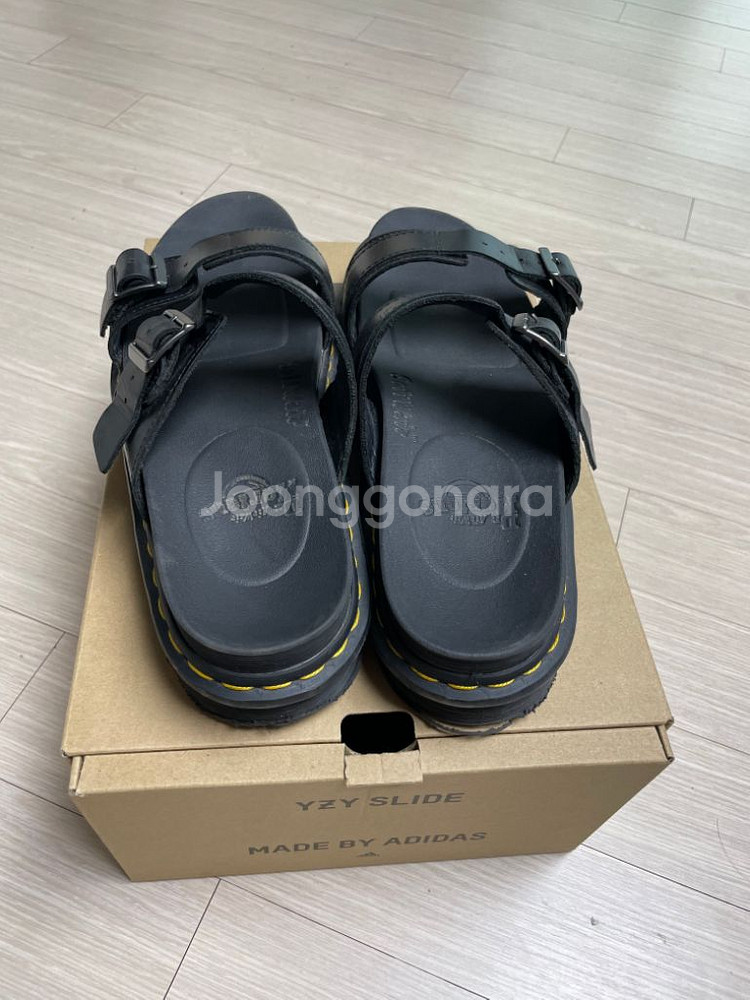 닥터마틴 마일즈 샌들 280--1