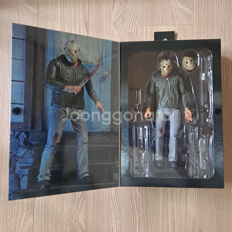 네카 얼티밋 13일의 금요일 파트 3 제이슨 피규어--1