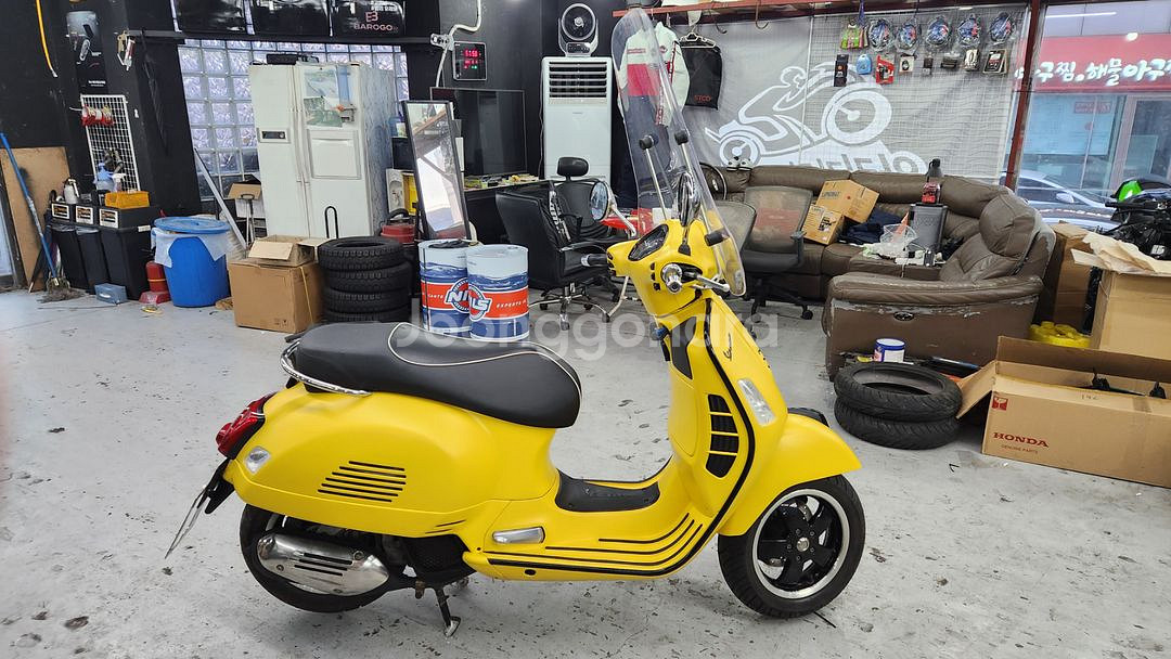 베스파 GTS125 ABS 2019년식 판매 합니다.--2