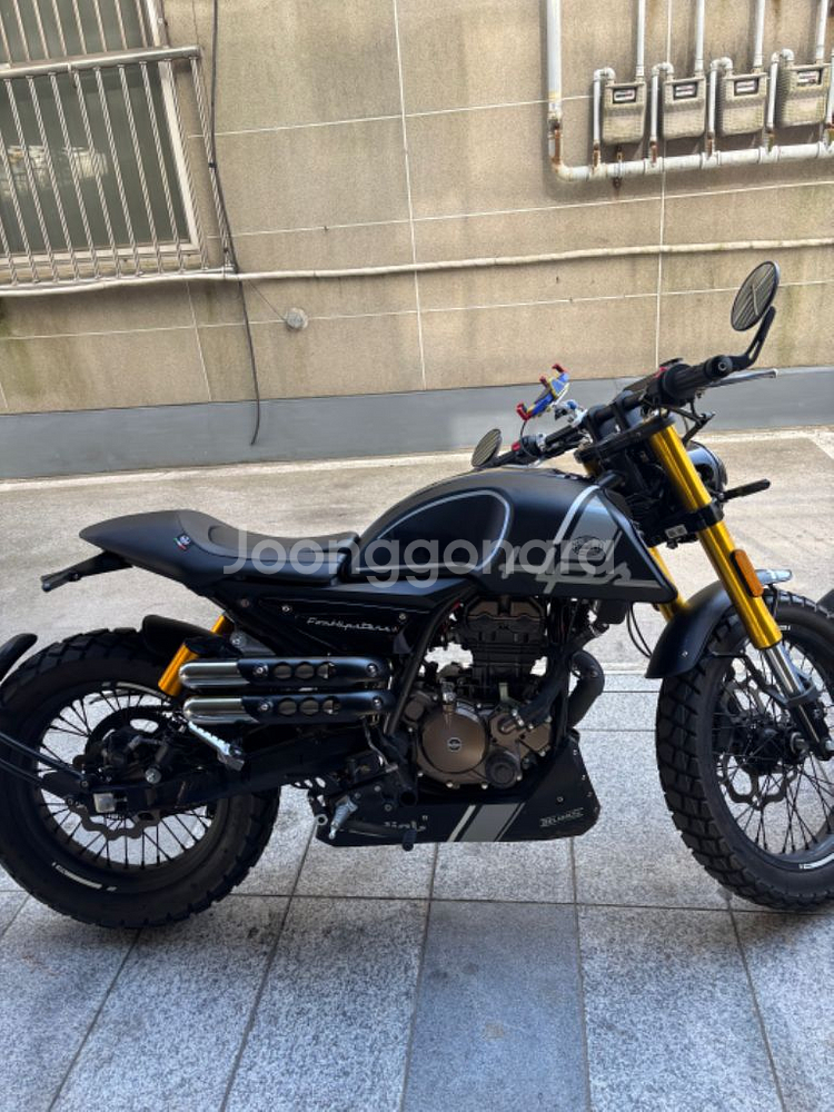 24년식 몬디알 힙스터125 급처합니다. 2천키로신차급--1