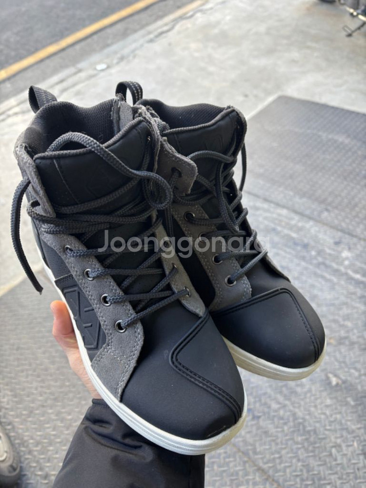 24년식 몬디알 힙스터125 급처합니다. 2천키로신차급--7