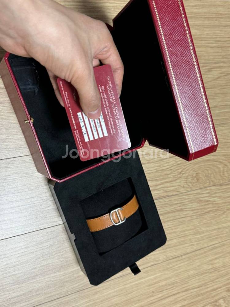 까르띠에 산토스 미디움 현행--7
