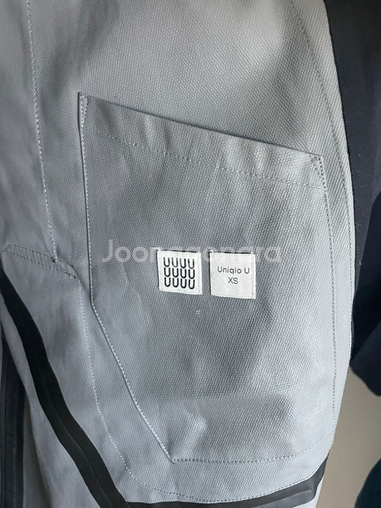 유니클로 U tech coat 블랙 해외XS(국내S)--2