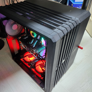 컴퓨터 9700k 2080ti z390 32G 수냉3열