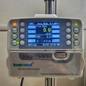 인퓨전펌프와 바퀴 달린 수액대 팝니다