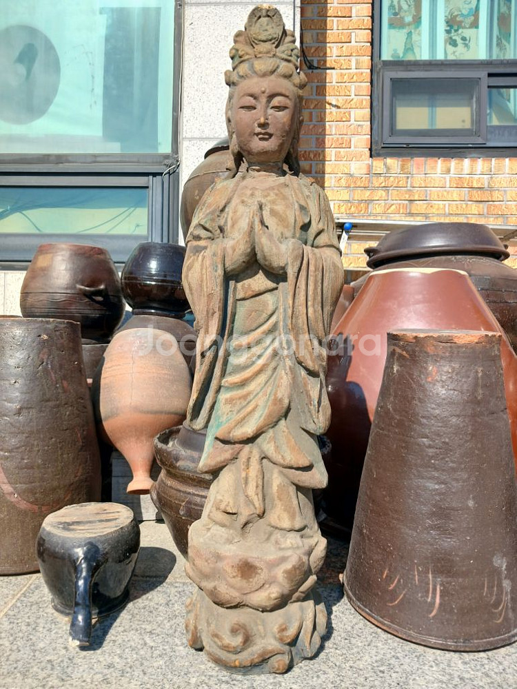 나무 불상--1
