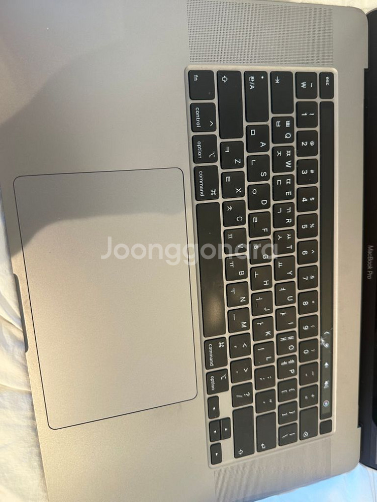 애플 맥북프로 16인치 2019년 + 사은품--4