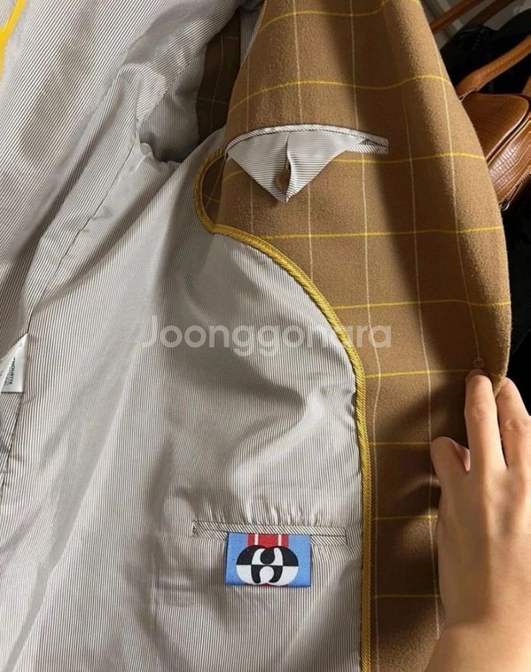 럭키슈에뜨 카멜 체크 자켓 36--3