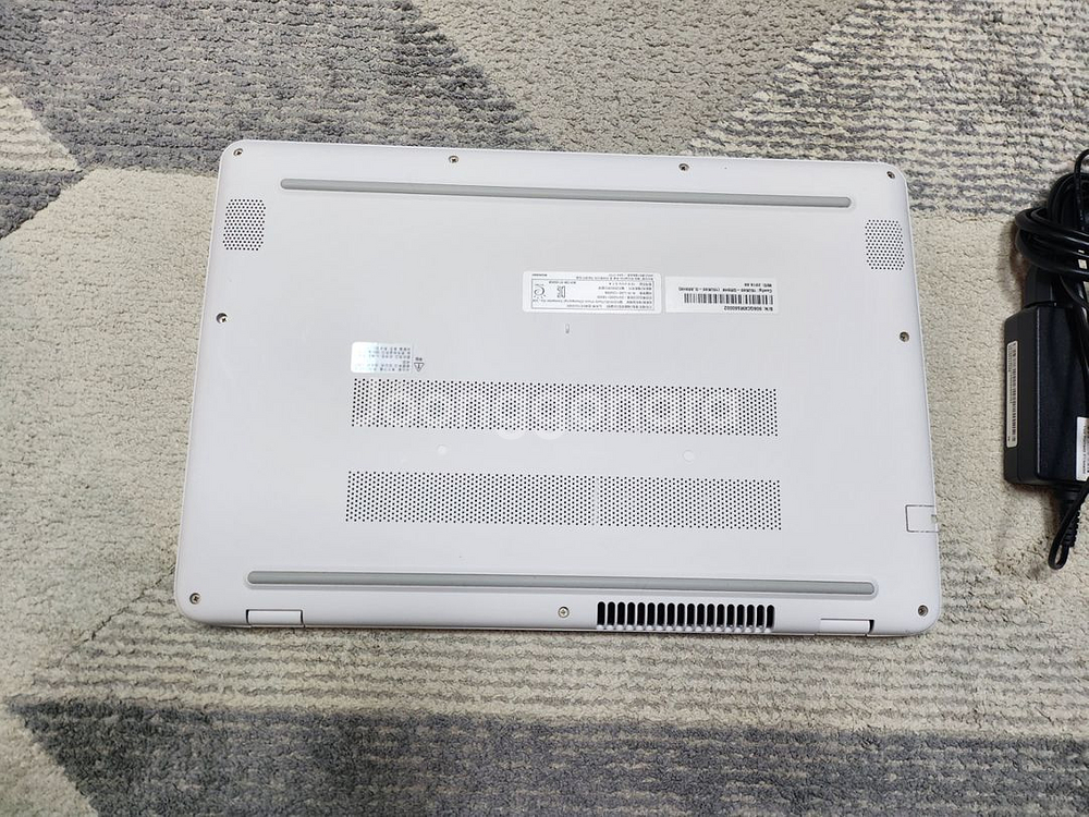 노트북 LG 울트라PC 15U590-GR3HK--2