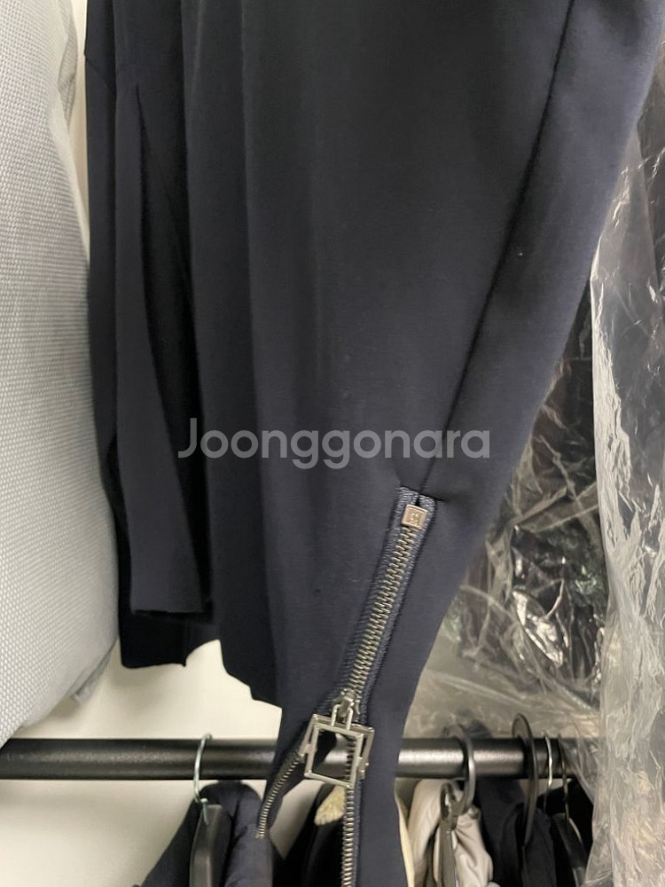 [48] 우영미 사이드지퍼 티셔츠--1