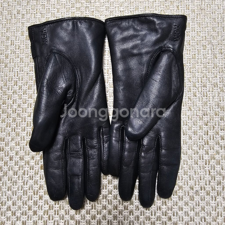 243- MCM외 여성 가죽장갑 2종 일괄--2
