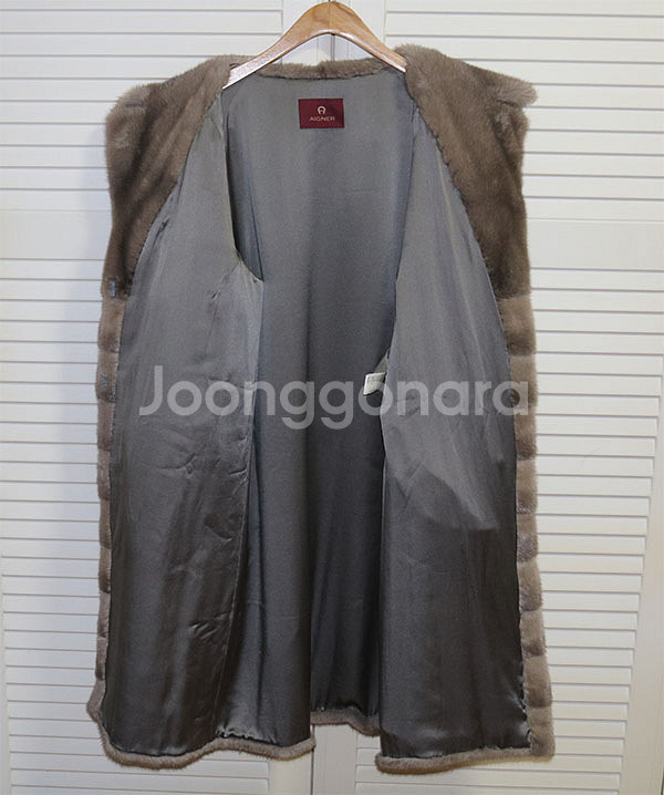 아이그너 밍크코트--3