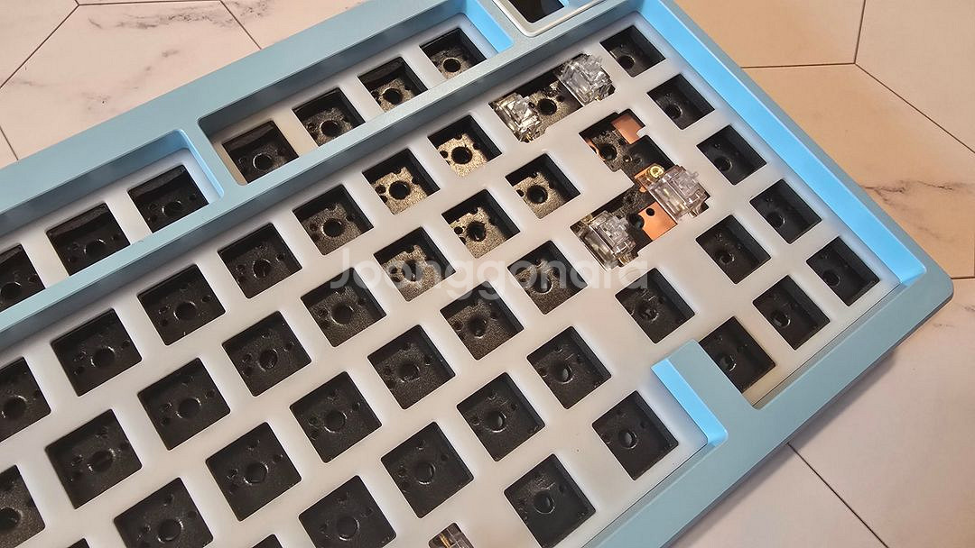 QK75N 핫스왑 풀알루미늄 키보드--1