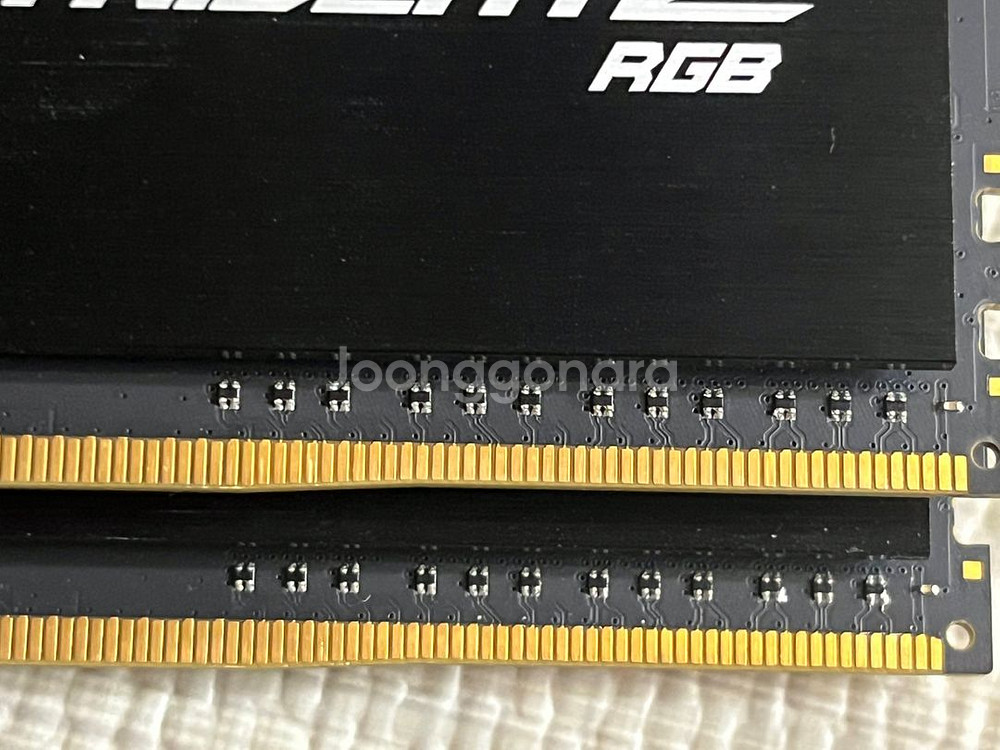 지스킬 DDR4 3600 트라이던트Z RGB 32GB--6