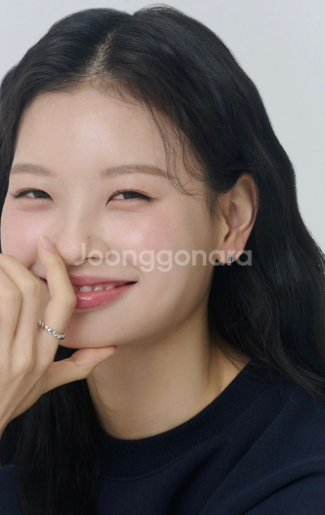 골드앤디어 플라워 원터치 귀걸이--1