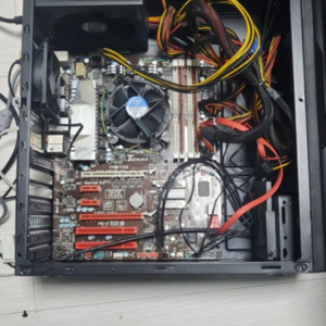 i7 2600과 P67 8gb램 반본체 세트로 팝니다.