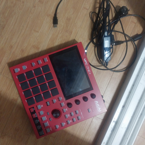 Akai mpc one +