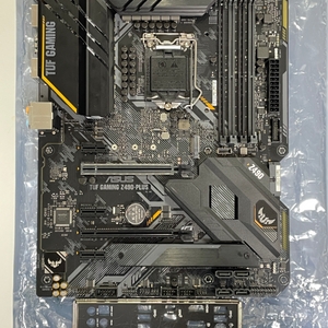 Z490 Asus TUF Plus 메인보드 팝니다.