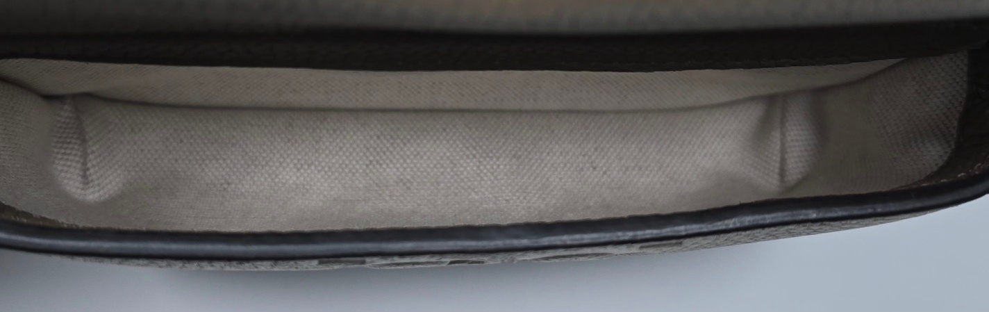 구찌 점보 GG 벨트백--9