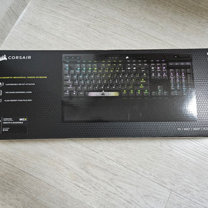 커세어 K70 MAX 키보드 미개봉 판매