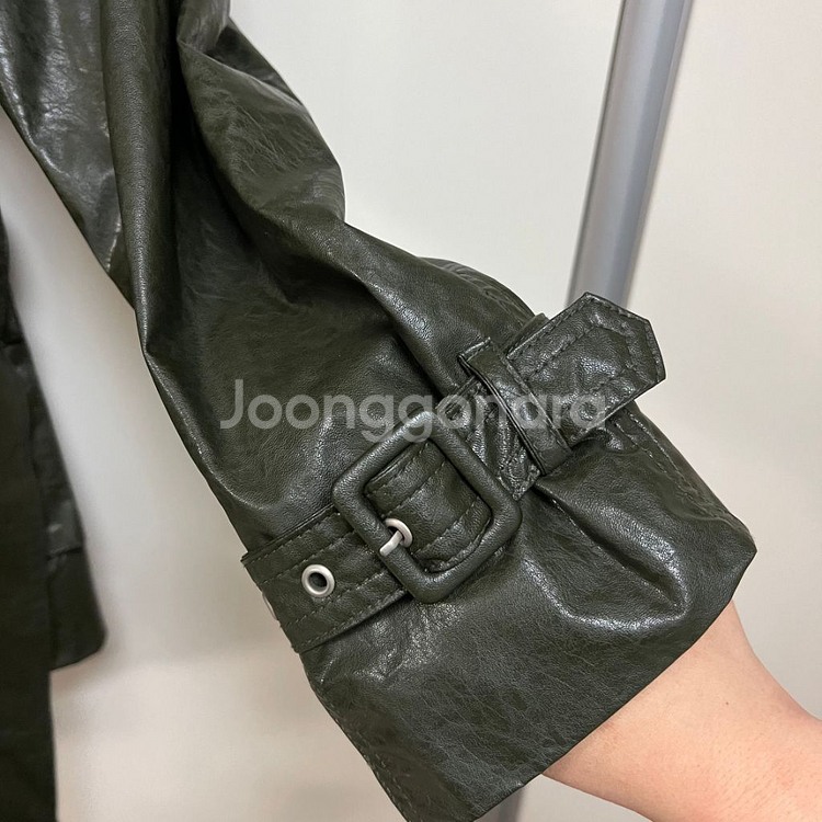 줄로그 JULLLOG 카키 레더 자켓 견장 벨트 사파리--5