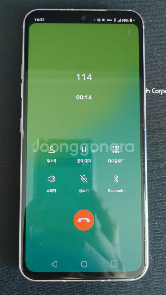 LG V60 티모바일 팝니다.--2