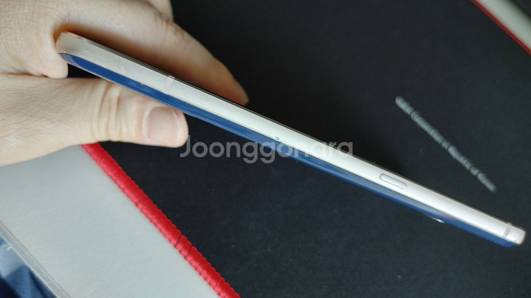 LG V60 티모바일 팝니다.--7