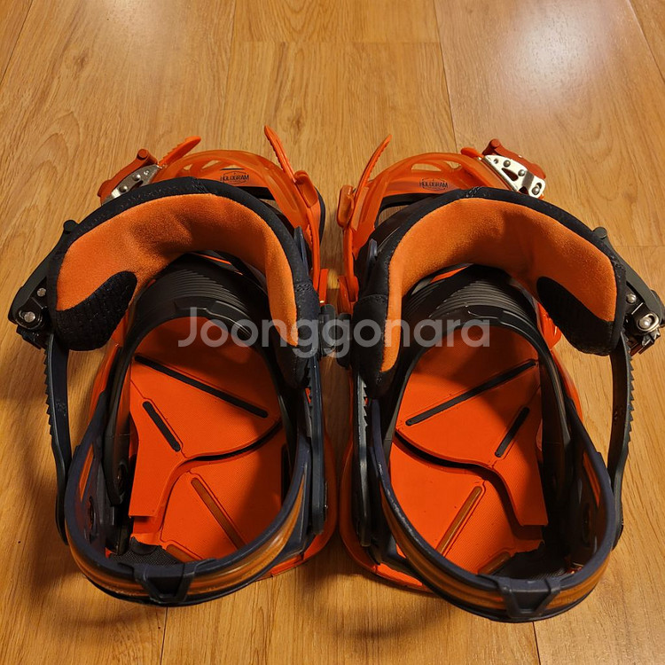 살로몬 홀로그램 스노우보드 바인딩 s사이즈 (여성용)--2