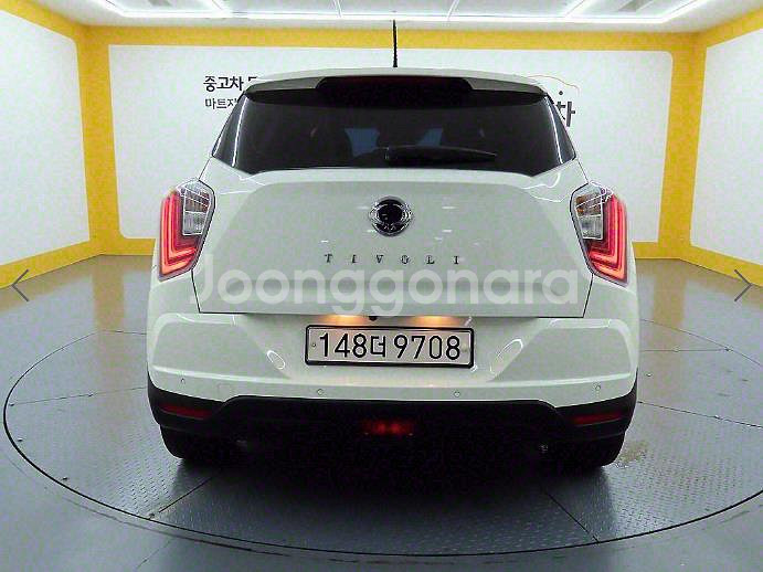 @20년식 베리 뉴 티볼리 1.5 가솔린 2WD V3--2