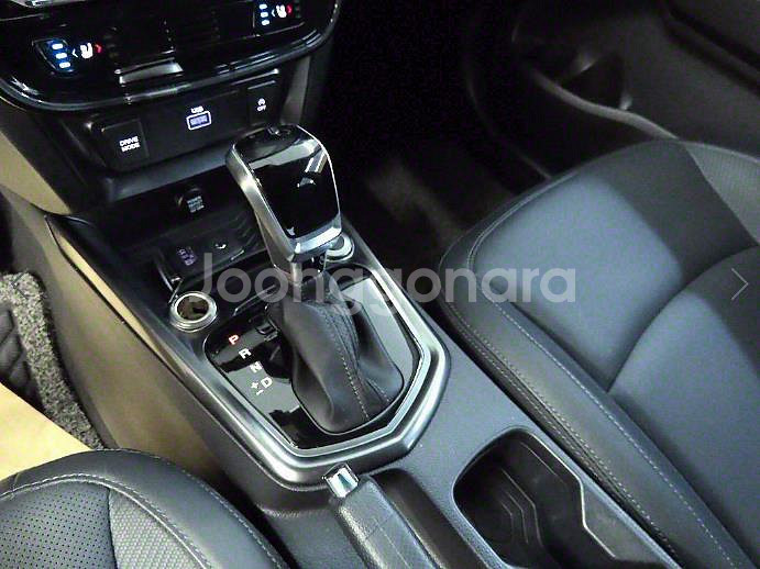 @20년식 베리 뉴 티볼리 1.5 가솔린 2WD V3--9