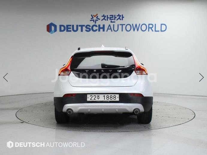 @18년식 V40 크로스컨트리 D3 모멘텀 전국최저가--3