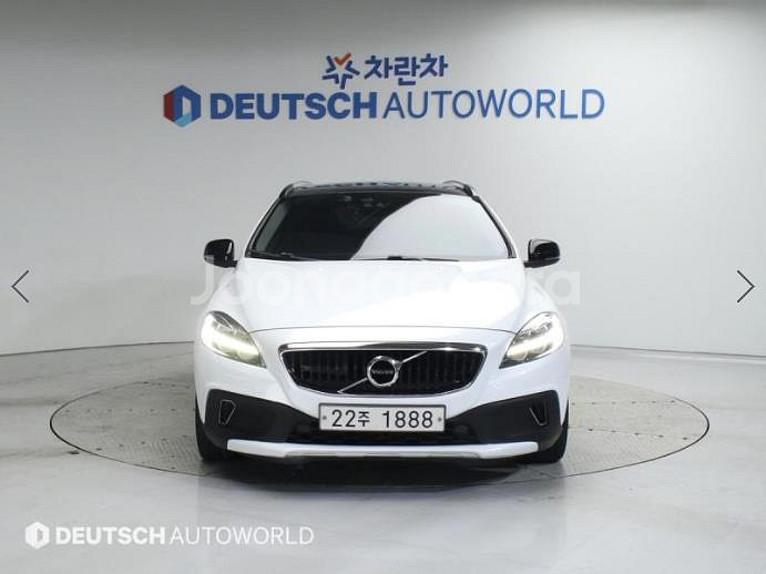 @18년식 V40 크로스컨트리 D3 모멘텀 전국최저가--2