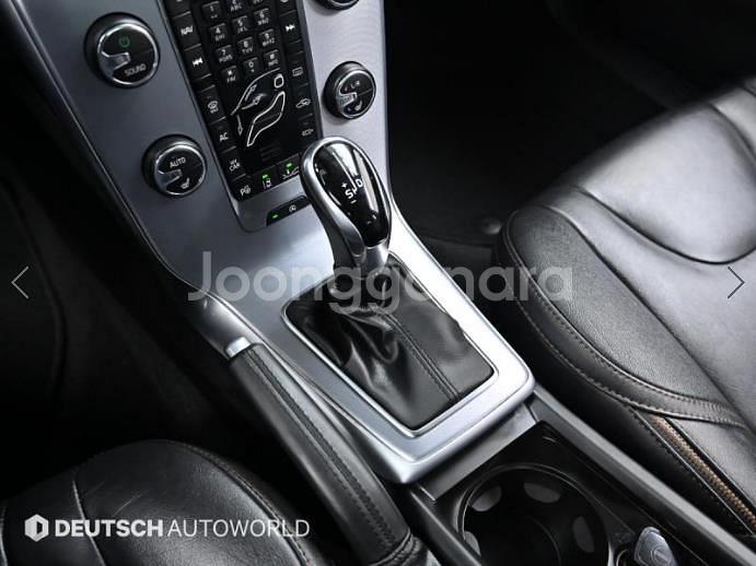 @18년식 V40 크로스컨트리 D3 모멘텀 전국최저가--8