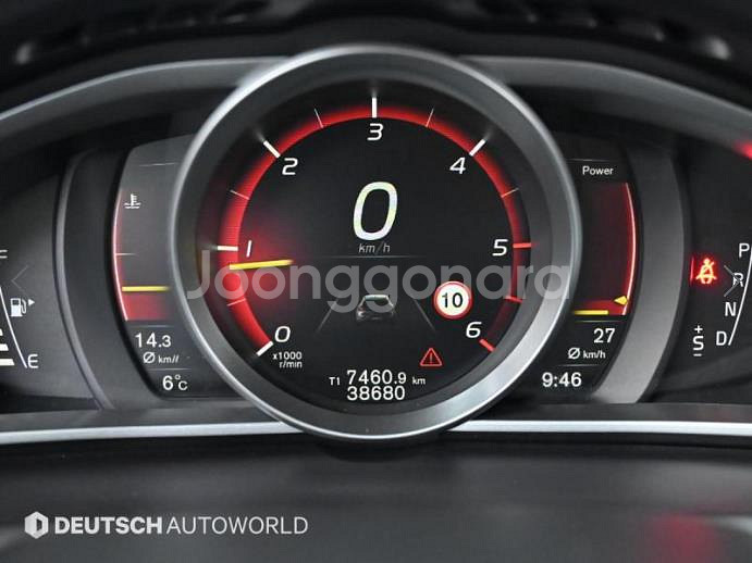 @18년식 V40 크로스컨트리 D3 모멘텀 전국최저가--7