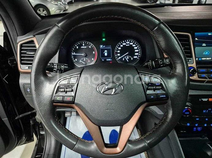 @17년식 올 뉴투싼 디젤 1.7 2WD 모던피버 전--9