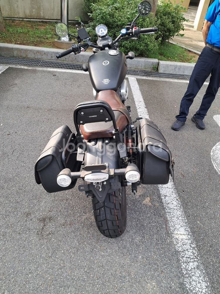 23년식 686km 베네트125 오토바이--6