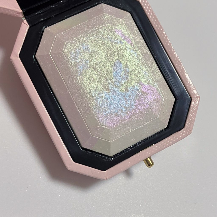 투페이스드 다이아몬드 하이라이터 다이아몬드 파이어 이미지