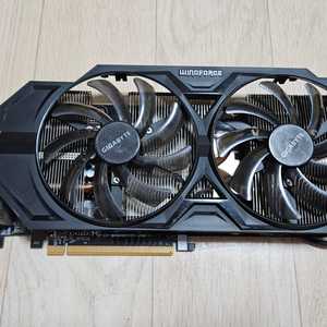 기가바이트 GTX760 2GB 팝니다