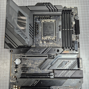 고장난 메인보드 asus z790