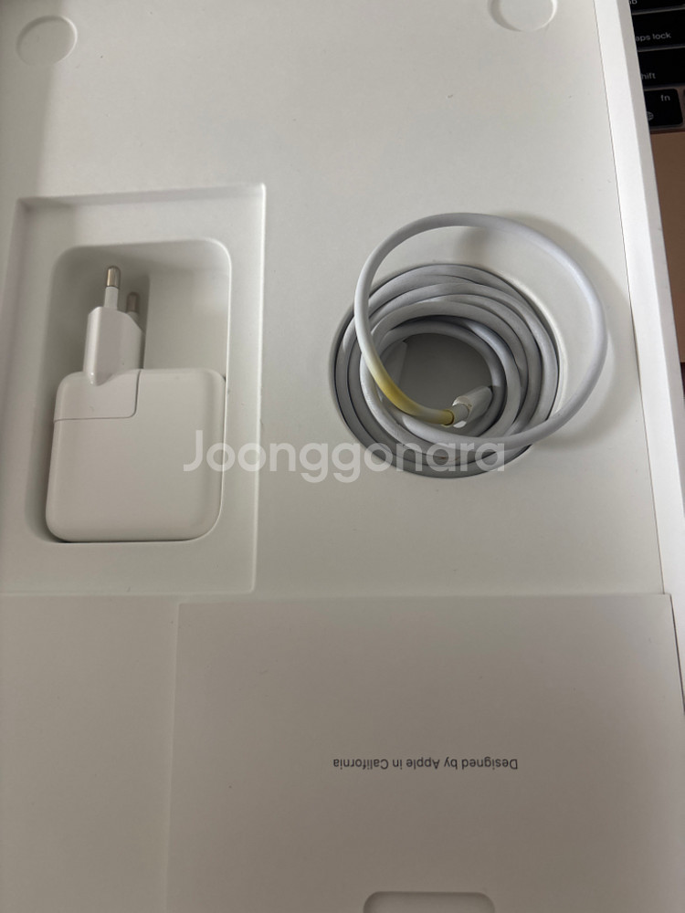 맥북에어 m1 핑골 256gb 효율성100% 기스x--1