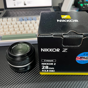 니콘 NIKKOR Z 28mm f/2.8 (SE) 렌즈