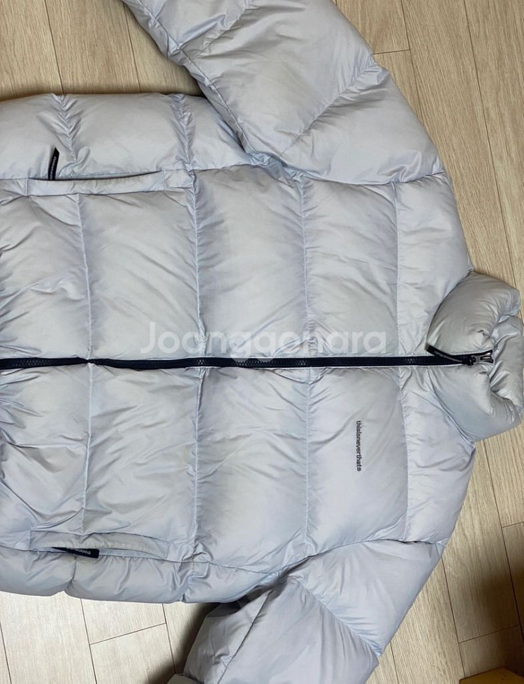 디스이즈네버댓 패딩 팝니다 (L size)--1